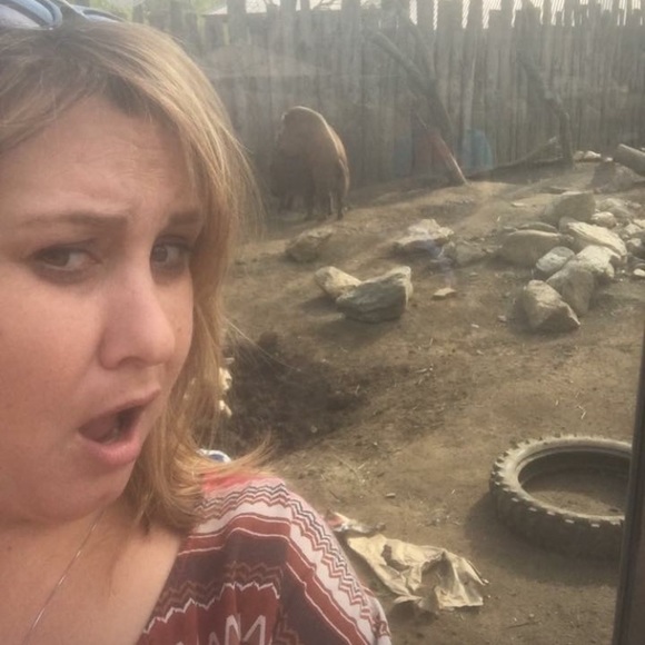 Meet your Posher, Kimberly - Picture 3 of 3